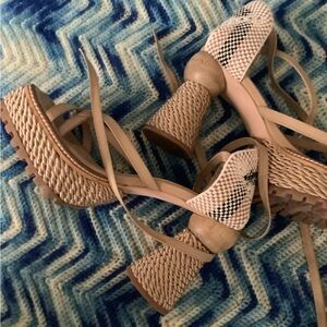 Thong style braided platforms